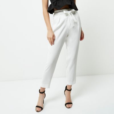 White tie waist tapered trousers